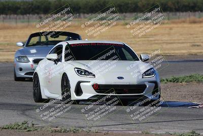 media/Sep-17-2023-Speed Ventures (Sun) [[7e780ba612]]/Purple/Session 1 (Grapevine)/